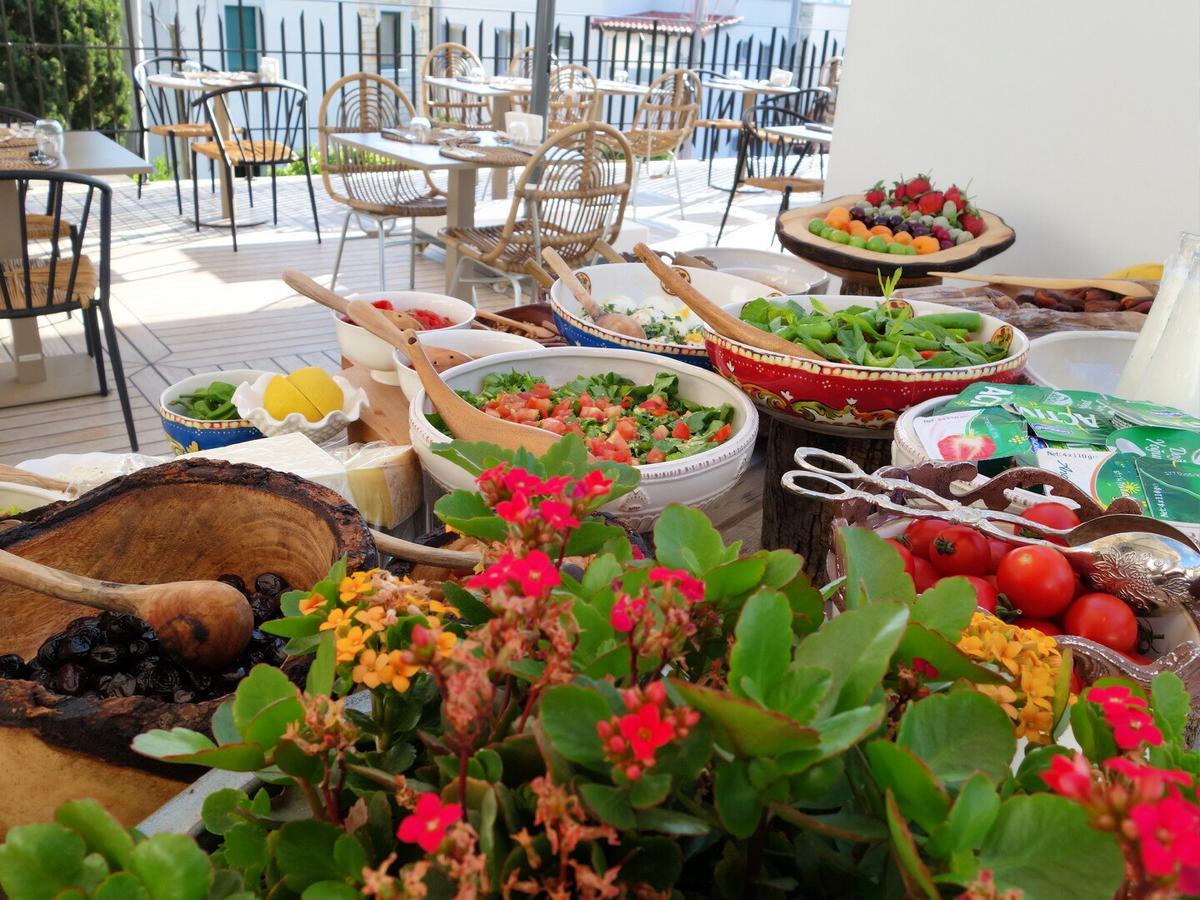 Hotel Eskiceshme Marina